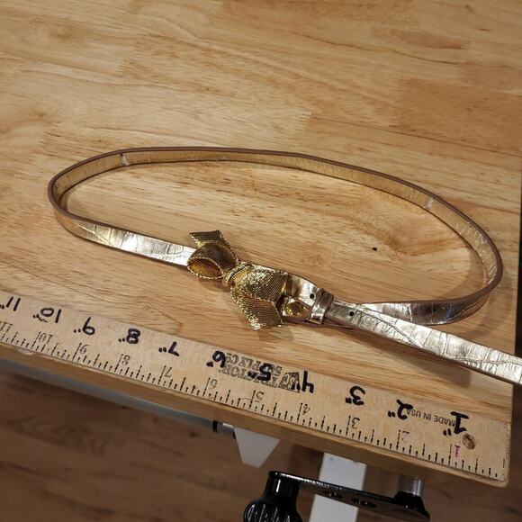 36" Gold Bow Skinny Belt 2" Bow 1/2" wide Lilly Pulitzer - Picture 1 of 8